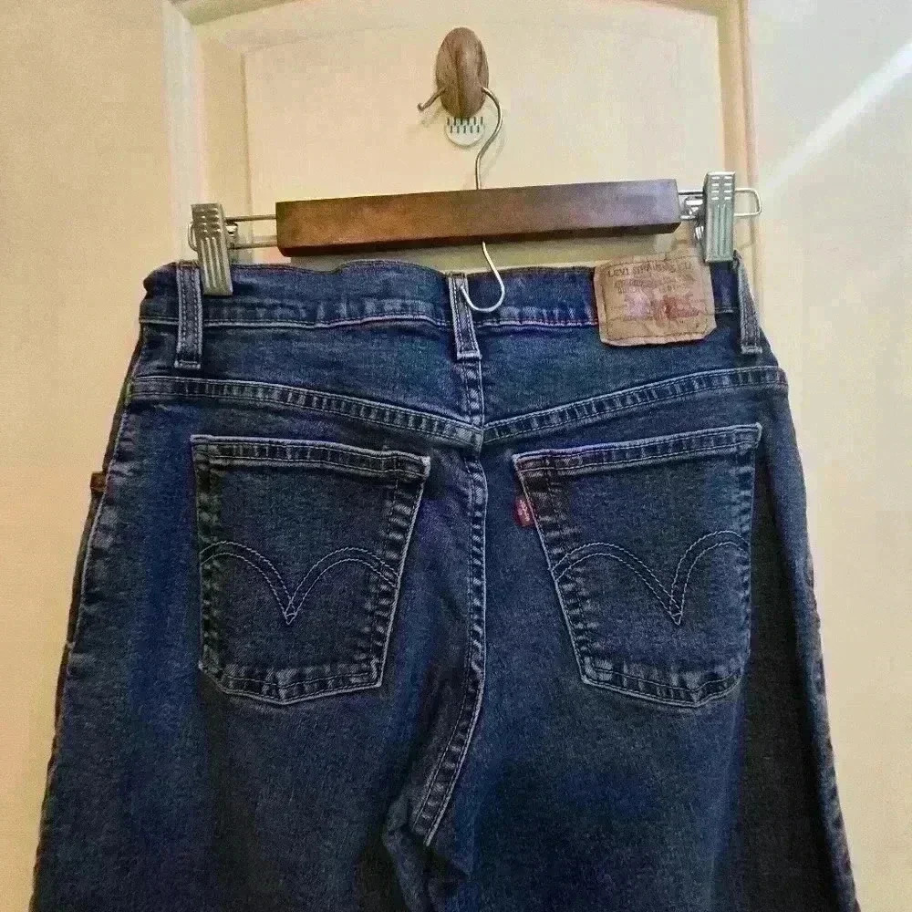 P7036 levis 550 classic relaxed bootcut size 6m medium wash - Picture 7 of 9